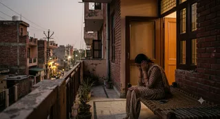 फरीदाबाद में वीडियो कॉल को लेकर हुए विवाद के बाद महिला ने की आत्महत्या। (एआई जेनरेटेड इमेज)