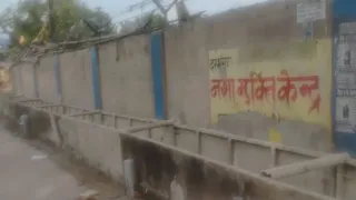 नाका पाच के पास कराया जा रहा है नाला का निर्माण । जागरण