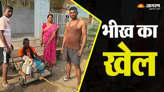 चक्का गाड़ी पर बैठे बरहड़वा के दिव्यांग बाबूलाल सोरेन (फोटो जागरण)