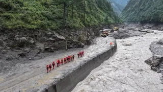 नेपाल में खोज और बचाव अभियान खत्म। (रॉयटर्स)