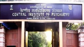रांची के सेंट्रल इंस्टीट्यूट ऑफ साइकियाट्री में मनोविज्ञान की एक छात्रा ने हॉस्टल में दुष्कर्म का आरोप लगाया।