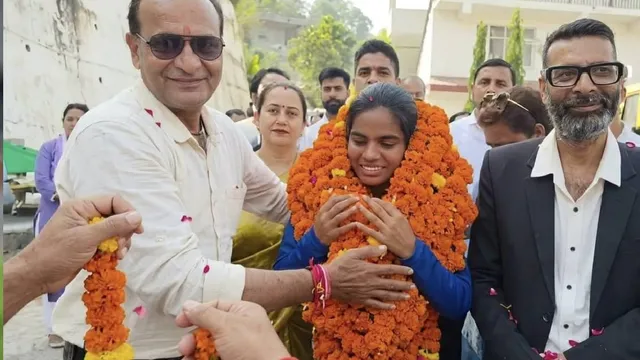 पिता के निधन के बाद मां ने दिया हौसला, FD तुड़वा भेजा हॉस्टल; हिमाचल की सीमा कुमारी ने एशियन गेम्स में जीता कांस्य
