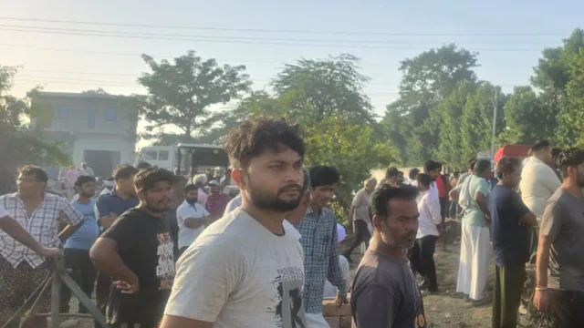 जेवर में पुलिस चौकी के पास किसान की गला रेतकर हत्या, ग्रामीणों का फूटा गुस्सा; शव उठाने से रोका