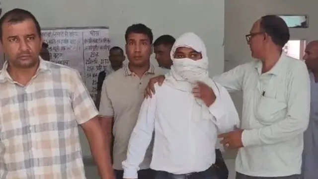 फरीदाबाद में 90 हजार की रिश्वत लेते रंगे हाथों पकड़ा गया पटवारी, बैंक लोन एंट्री के लिए रखी थी 2 लाख की डिमांड
