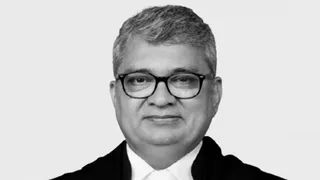 न्यायमूर्ति नितिन वासुदेव साम्ब्रे को दिल्ली हाई कोर्ट का कार्यवाहक मुख्य न्यायाधीश नियुक्त किया गया है।