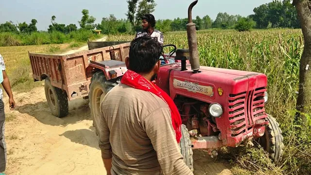 कासगंज में नायब तहसीलदार पर हमला, अवैध खनन रोकने गए थे; ड्राइवर को पीटा