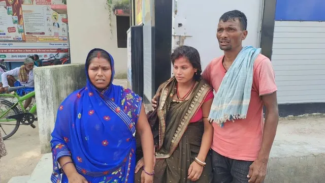 
मुंगेर सदर अस्पताल में इंसानियत शर्मसार! मृत भ्रूण लेकर पहुंची प्रसूता को लौटाया, बाहर दलालों ने घेरा
