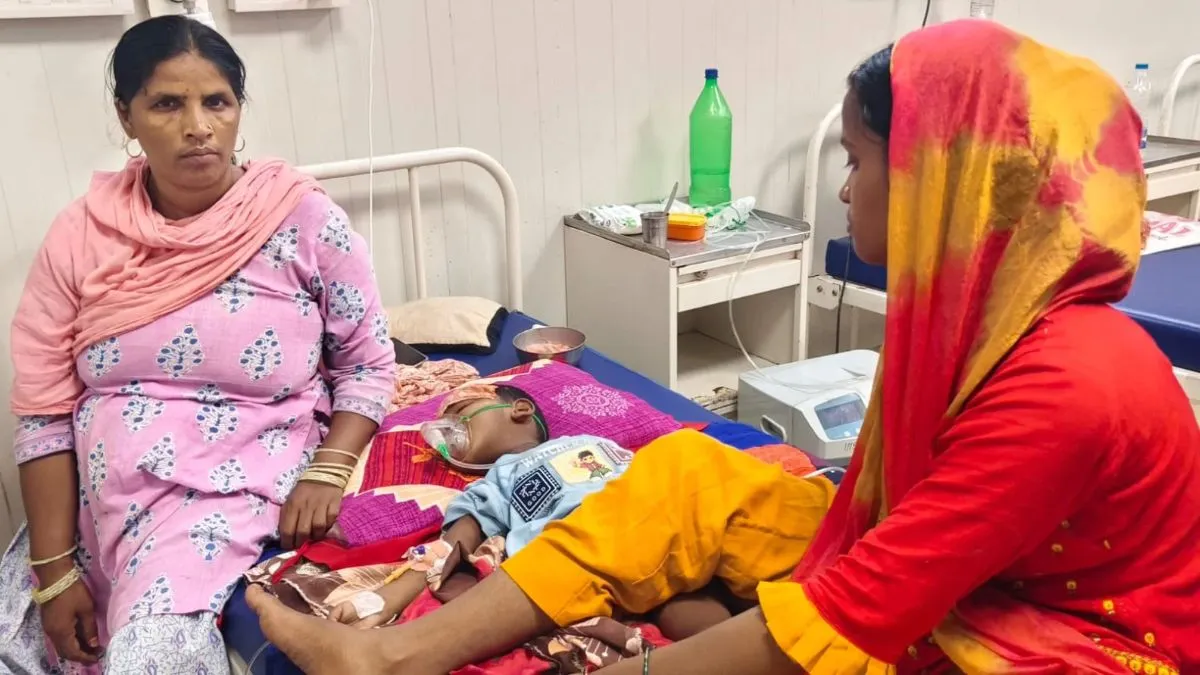 Munger Sadar Hospital Night Healthcare Crisis Exposed (1)