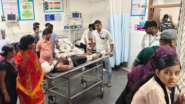 ऑक्सीजन पर मासूम... डॉक्टर ऑन कॉल! मुंगेर सदर अस्पताल में 7 वार्डों का जिम्मा एक डॉक्टर पर, रात की व्यवस्था बदहाल