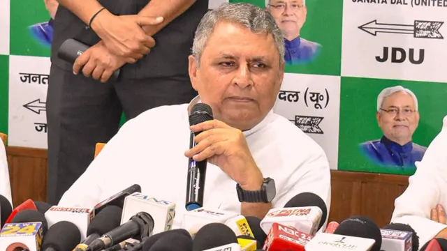 Bihar Flood: नेपाल के असहयोग पर छलका डिप्टी सीएम का दर्द, लापरवाह अधिकारियों पर चलेगा डंडा