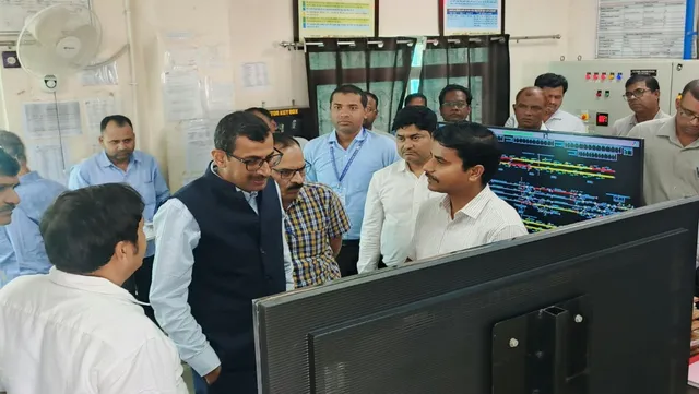 डेडिकेटेड फ्रेट कॉरिडोर पर बढ़ते माल यातायात की होगी गहन पड़ताल, तेज रफ्तार मालगाड़ियों के बीच संरक्षा मानकों की भी होगी परख
