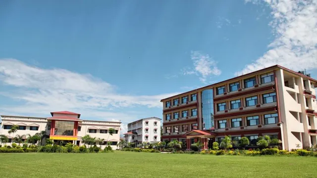 उत्तराखंड के निजी आयुर्वेद कॉलेजों में अवैध दाखिले का खेल, कुलसचिव ने 100 दस्तावेजों के साथ शासन को लिखा पत्र