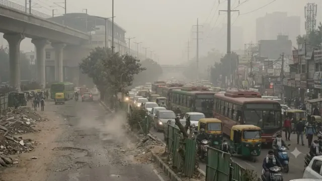 47 हॉटस्पॉट और 42% पेंडिंग काम... क्या इस सर्दी भी गैस चेंबर बनेगी दिल्ली? सामने आई PWD-MCD की बड़ी नाकामी