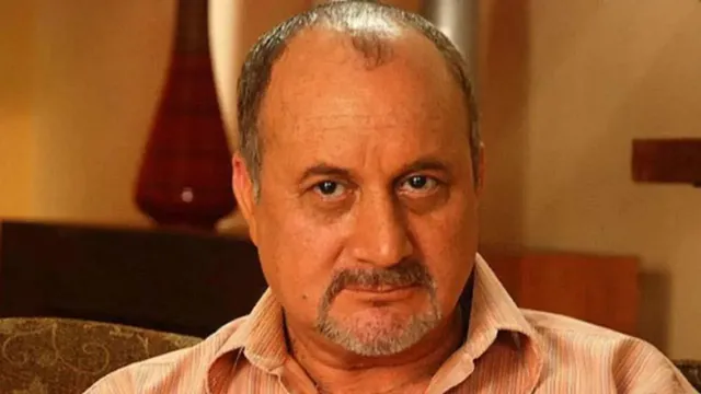 'मुझे लगा वो करेंगे मगर...' Anupam Kher ने मुश्किल समय में नहीं की भाई राजू की मदद, सालों बाद छलका दर्द