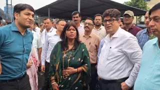 पाकुड़ रेलवे स्टेशन पर यात्री सुविधाओं में सुधार पर जोर, पटना-दिल्ली सीधी ट्रेन की मांग पर होगा विचार