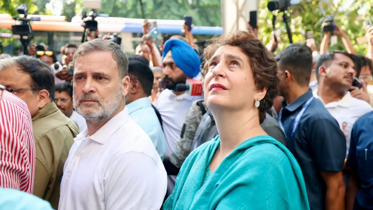 Rahul Priyanka PTI
