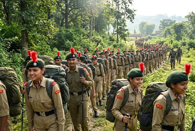 श्रावस्ती एनसीसी ट्रैकिंग कैंप में 510 कैडेट्स ने सीखा साहस और अनुशासन