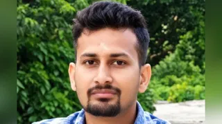 विवेक कुमार का फाइल फोटो।