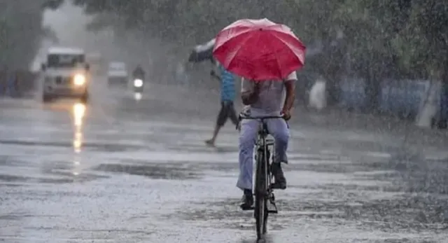 Weather Today: लखनऊ सहित उत्तर प्रदेश में मौसम का बदला मिजाज, अगले तीन दिन बारिश और ओलावृष्टि के आसार
