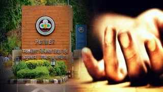 पटियाला के दसवीं क्लास के बच्चे ने जहर निगलकर किया सुसाइड (प्रतीकात्मक फोटो)