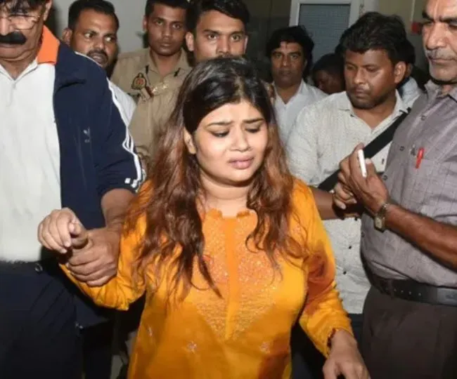 firozabad small pic wife