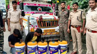 मद्य निषेध विभाग ने दबोचे पटना के 2 तस्कर