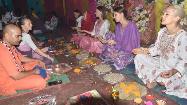 सनातन की राह पर रूस, 5 विदेशी महिलाओं ने गयाजी में किया पिंडदान; बोलीं- असीम शांति मिली
