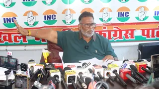 कोसी में 'किंगमेकर' बनेंगे पप्पू यादव? कांग्रेस की एंट्री से फंसा पेंच, RJD की बढ़ी टेंशन