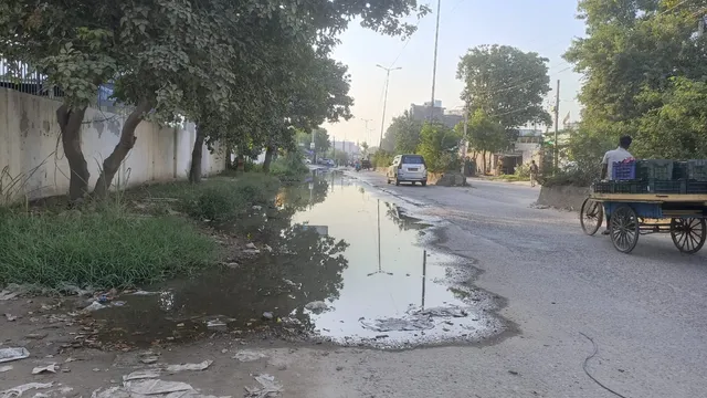 5 ट्रांसफार्मर बने 21 करोड़ के नाले की राह में रोड़ा, दिल्ली में जैन नगर से कंझावला तक अटका नाला निर्माण
