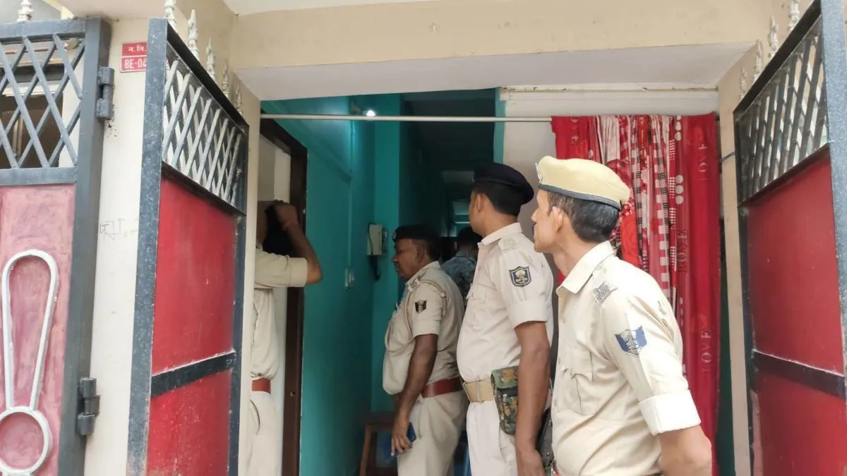 bihar eou raids engineer narad kumar das in bhagalpur (2)