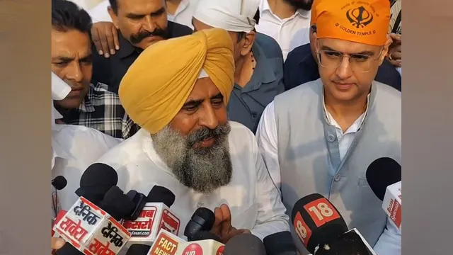 पंजाब कांग्रेस में ऑल इज वेल! सचिन पायलट और परगट सिंह ने गोल्डन टेंपल में टेका मत्था; चुनाव को लेकर मंथन शुरू