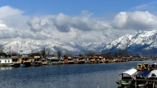 जम्मू-कश्मीर में 14-15 अक्टूबर को बारिश-बर्फबारी के आसार। (फाइल फोटो)