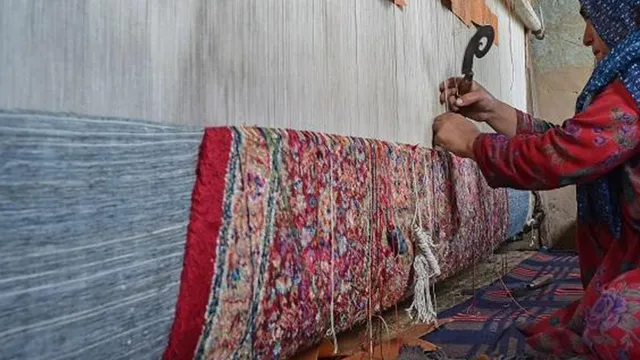 कश्मीर के कारीगरों को 2 लाख तक का लोन, 7% ब्याज सब्सिडी भी; घर बैठे ऐसे करें ऑनलाइन अप्लाई