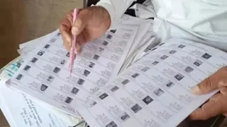 बंगाल में मतदाता सूची विवाद (सांकेतिक तस्वीर)