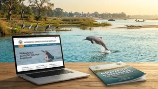 Vikramshila Dolphin Sanctuary Website Launch: विक्रमशिला गांगेय डॉल्फिन आश्रयणी की वेबसाइट और जैव-विविधता पुस्तिका का विमोचन करते वन अधिकारी