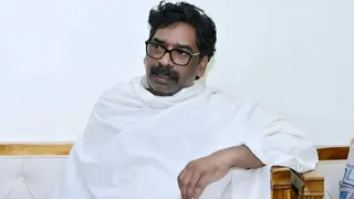 शोक के बीच निभाया राजधर्म, मां के अंतिम संस्कार के अगले ही दिन हेमंत सोरेन ने निपटाईं जरूरी फाइलें