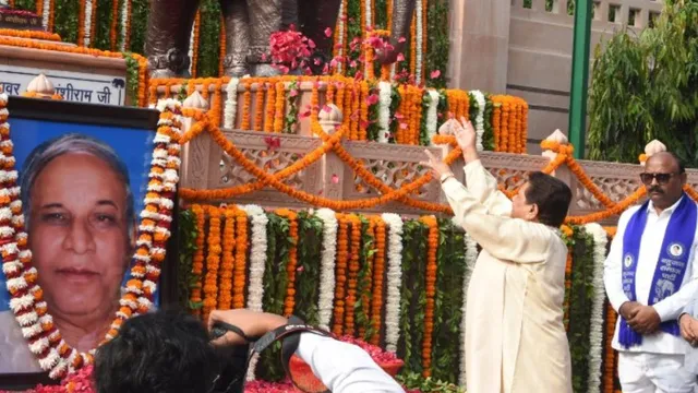 लखनऊ से बसपा मुखिया मायावती ने फूंका चुनावी बिगुल, बोलीं-सत्ता पाना ही कांशीराम को सच्ची श्रद्धांजलि