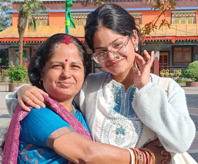 Raksha Jha Powerful Gandhi Speech in Parliament Impresses PM Modi (7)