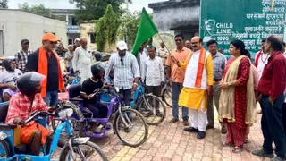 बैट्री चालित ट्राइसाइकिल मिलने से दिव्यांगजनों के लिए आत्मनिर्भरता की राह सुगम होगी।