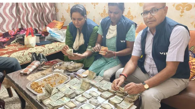 16 लिफाफे, 15 लाख नकद और खाते में 99.61 लाख; वैशाली में 8600 की रिश्वत ने खोली लेडी डॉक्टर की पोल