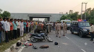 हापुड़ में गंगा एक्सप्रेसवे पर भीषण हादसा ( एआई जेनरेटेड इमेज )