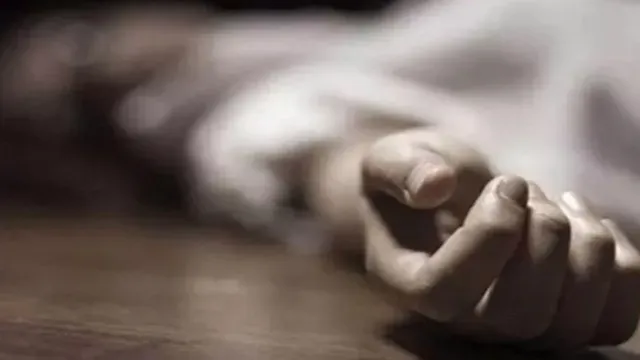‘नंदवारा में बच्चों की शादी मत करना, अपने लालों को बाहर भेजने में भी डर लगता है', बांदा में मासूमों की मौत के बाद महिला ने की अपील
