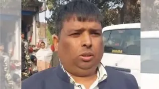 गिरफ्तार किए गए मुशहरी सीओ महेंद्र कुमार शुक्ला। फाइल