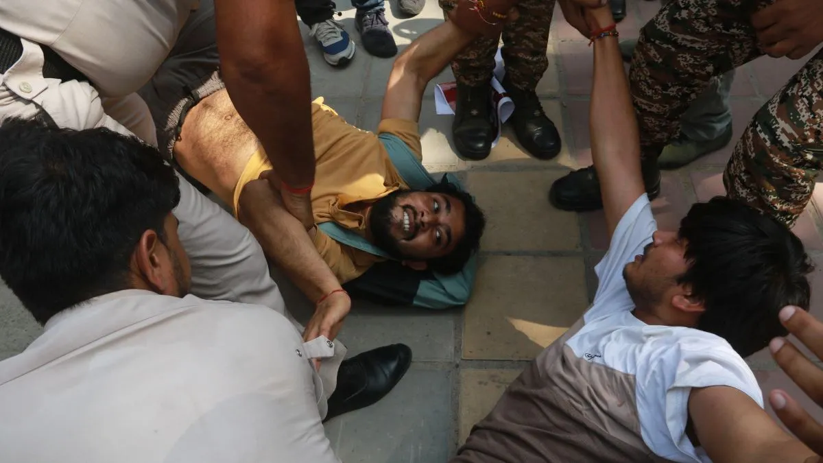 Delhi (8)