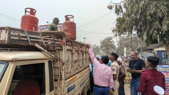 मधुबनी में 1.40 लाख से अधिक LPG कनेक्शन ब्लॉक, ई-केवाईसी न कराने से थमी गैस बुकिंग
