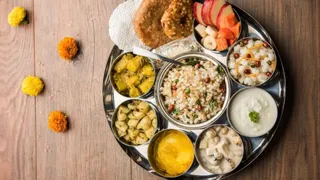 नवरात्र के उपवास में किन बातों का रखें ध्यान? (Picture Courtesy: Freepik)