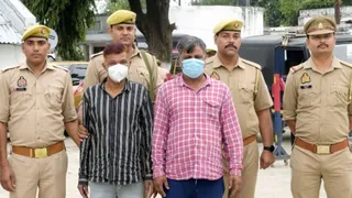 पुलिस ने गिरफ्तार किए आरोपित।