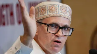 दिल्ली में इंटरनेट बंदी पर उमर ने केंद्र को घेरा (फाइल फोटो)
