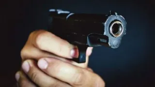 रणहौला थाना क्षेत्र में एक शख्स की गोली मारकर हत्या कर दी गई।
