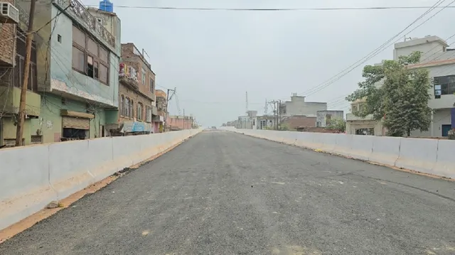 बागपत में ओवरब्रिज पर जल्द ही फर्राटा भरेंगे वाहन, निर्माण कार्य को दिया जा रहा अंतिम रूप
